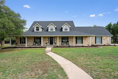 208 Neal Drive, Liberty Hill, TX 78642 - Photo 2
