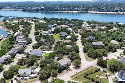 18510 Lakehead Circle, Lago Vista, TX 78645 - Photo 8