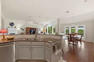 4705 Foster Ranch Rd, Austin, TX 78735 - Photo 10