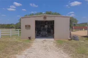 550 Hays Country Acres Rd, Dripping Springs, TX 78620 - Photo 8