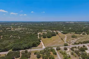 550 Hays Country Acres Rd, Dripping Springs, TX 78620 - Photo 2