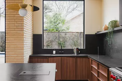 2407 W 10th Street, Austin, TX 78703 - Photo 12