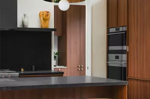 2407 W 10th St, Austin, TX 78703 - Photo 10