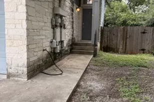 1729 Constantino Cir, Austin, TX 78745 - Photo 24