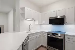 2450 Wickersham Ln, Austin, TX 78741 - Photo 6