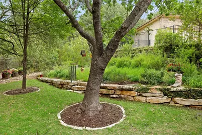 5910 Doone Valley Court, Austin, TX 78731 - Photo 32