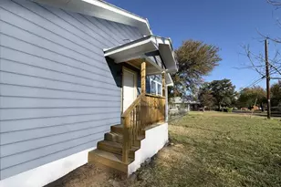 1902 N Fannin Ave, Cameron, TX 76520 - Photo 14