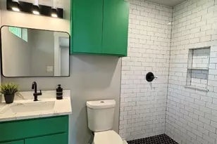 1902 N Fannin Ave, Cameron, TX 76520 - Photo 6