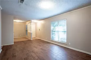 9104 Quail Creek Dr, Austin, TX 78758 - Photo 6