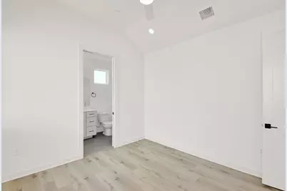 7208 Providence Avenue #3, Austin, TX 78752 - Photo 18