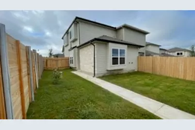 9616 Whispher Willow Boulevard, Manor, TX 78653 - Photo 2