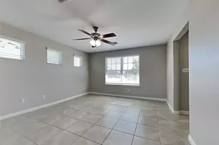 1052 Esplanade Pkwy, San Marcos, TX 78666 - Photo 2