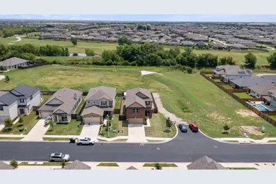 121 Passiflora Drive, Georgetown, TX 78626 - Photo 2