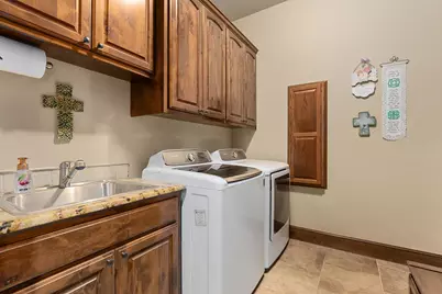 205 Sutton Place, Georgetown, TX 78628 - Photo 32