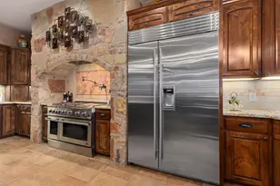 205 Sutton Pl, Georgetown, TX 78628 - Photo 6