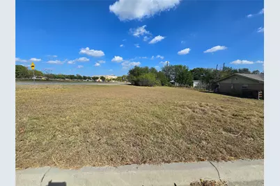 2401 Highland Drive, Georgetown, TX 78626 - Photo 1