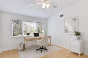 2200 Dickson Dr, Austin, TX 78704 - Photo 6