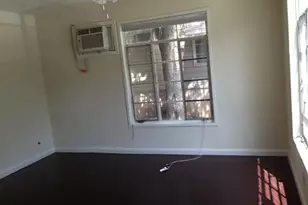 1008 W 25th St, Austin, TX 78705 - Photo 2