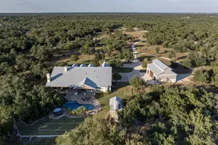 221 Palomino Cove, Jarrell, TX 76537 - Photo 4