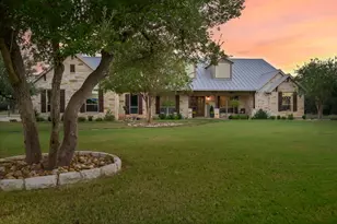 221 Palomino Cove, Jarrell, TX 76537 - Photo 10