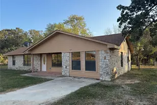 163 Robinson Rd, Lockhart, TX 78644 - Photo 2