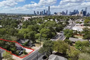 2103 E 12th St, Austin, TX 78702 - Photo 4