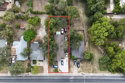 2103 E 12th Street, Austin, TX 78702 - Photo 2