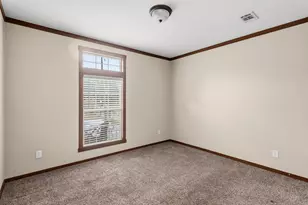 186 La Selva Dr, Elgin, TX 78621 - Photo 20