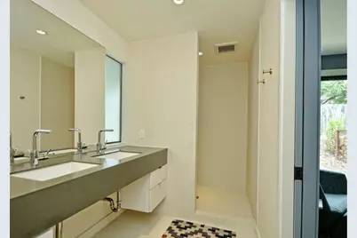 2308 1/2 E 9th Street, Austin, TX 78702 - Photo 6