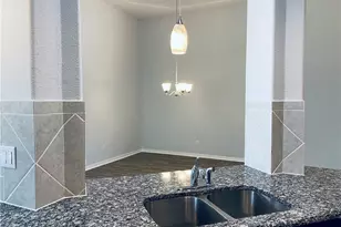 1009 Sundrops St, Leander, TX 78641 - Photo 6