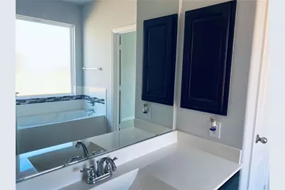 1009 Sundrops Street, Leander, TX 78641 - Photo 18