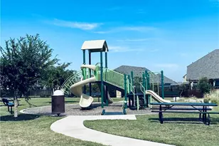 1009 Sundrops St, Leander, TX 78641 - Photo 34