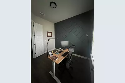 11802 Hurricane Haze Drive, Austin, TX 78747 - Photo 4