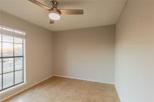 2003 Castle Gate Cir, San Marcos, TX 78666 - Photo 16