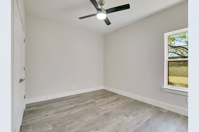 611 Sun Ray, Horseshoe Bay, TX 78657 - Photo 14