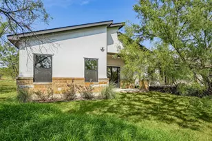 611 Sunray, Horseshoe Bay, TX 78657 - Photo 16