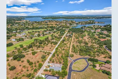 611 Sun Ray, Horseshoe Bay, TX 78657 - Photo 2