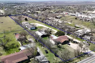 10707 McAngus Rd, Del Valle, TX 78617 - Photo 4