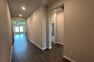 303 Bear Oak St, Hutto, TX 78634 - Photo 6