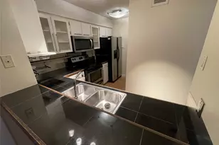 6910 Hart Ln, Austin, TX 78731 - Photo 4