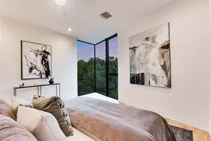 1115 W 31st St, Austin, TX 78705 - Photo 28