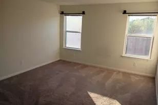 5013 Cressler Ln, Jarrell, TX 76537 - Photo 6