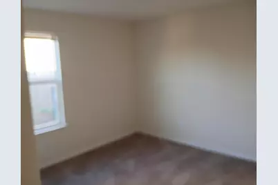 5013 Cressler Lane, Jarrell, TX 76537 - Photo 4