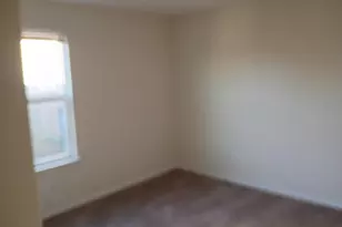 5013 Cressler Ln, Jarrell, TX 76537 - Photo 4