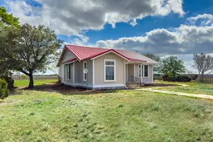 267 Bodemann Ln, Lockhart, TX 78644 - Photo 2