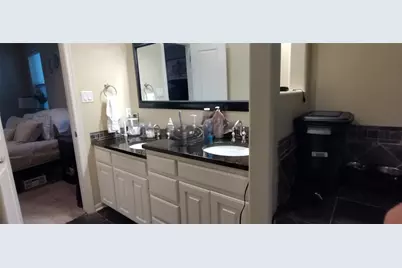 500 Kenniston Drive #B, Austin, TX 78752 - Photo 16