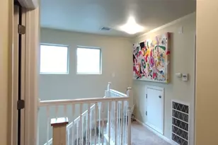 500 Kenniston Dr, Austin, TX 78752 - Photo 22