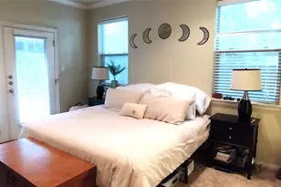 500 Kenniston Dr, Austin, TX 78752 - Photo 12