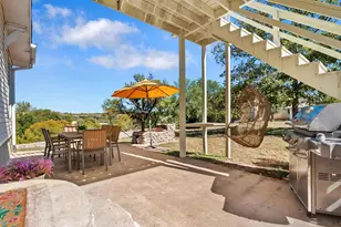 1025 Lakeshore Dr, Spicewood, TX 78669 - Photo 20