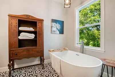 1025 Lake Shore Drive, Spicewood, TX 78669 - Photo 14